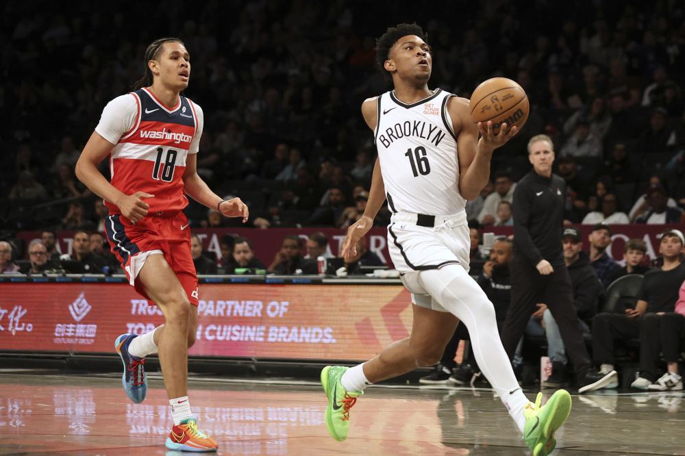 功晋级首轮 功晋级首轮