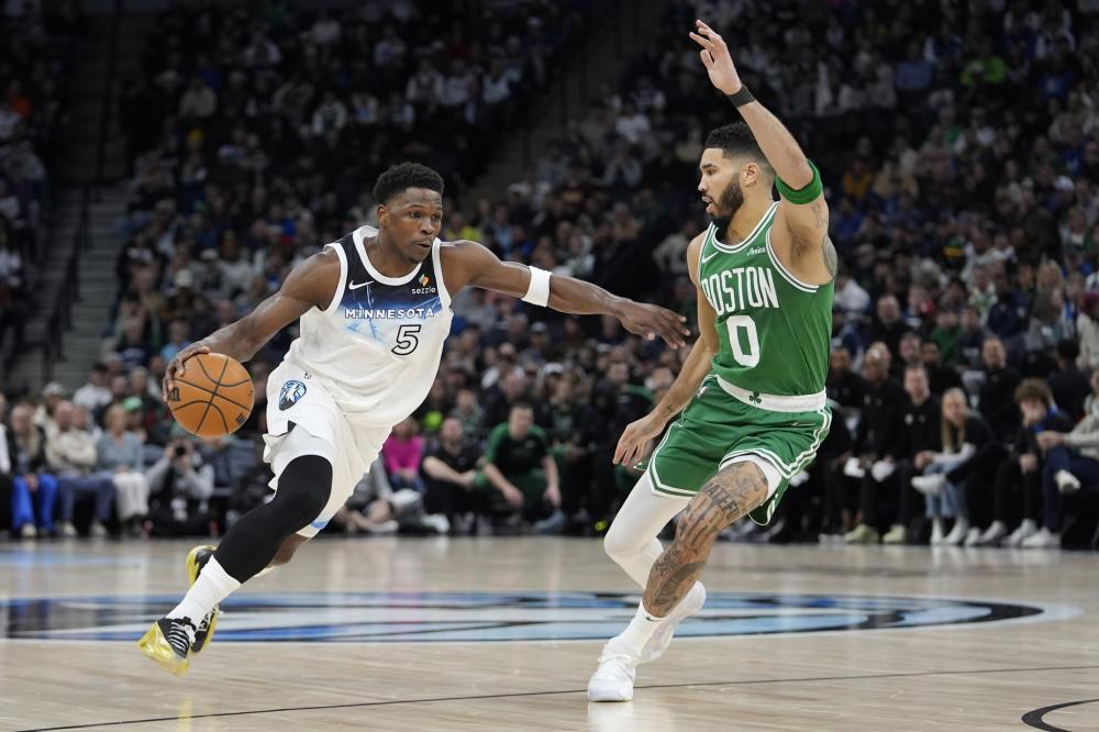 男友B的关 男友B的关